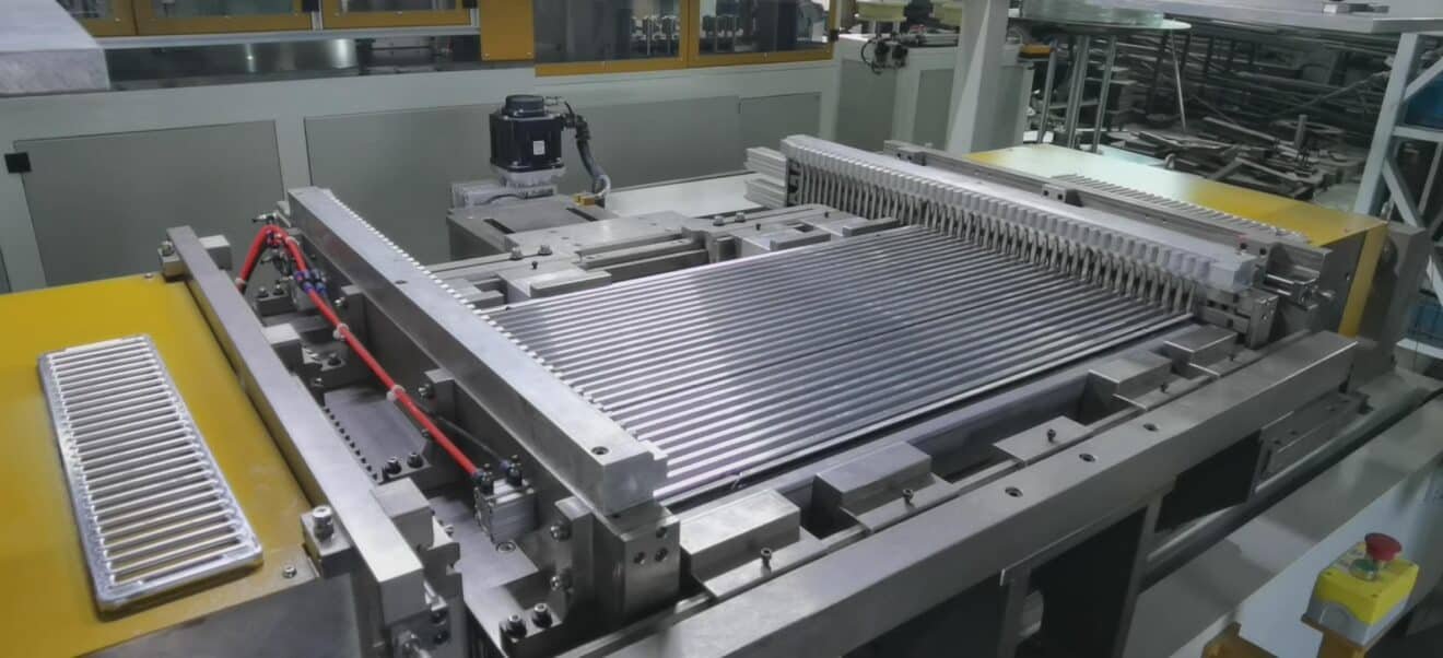 Aluminum Radiator Core Assembly Machine -Radiatormachine.com