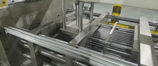 Tube-header Expansion Machine - Image 3