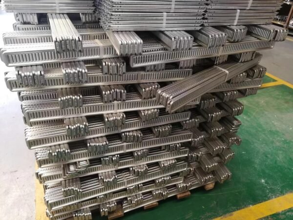 Radiator Accessories Aluminum Header Plate
