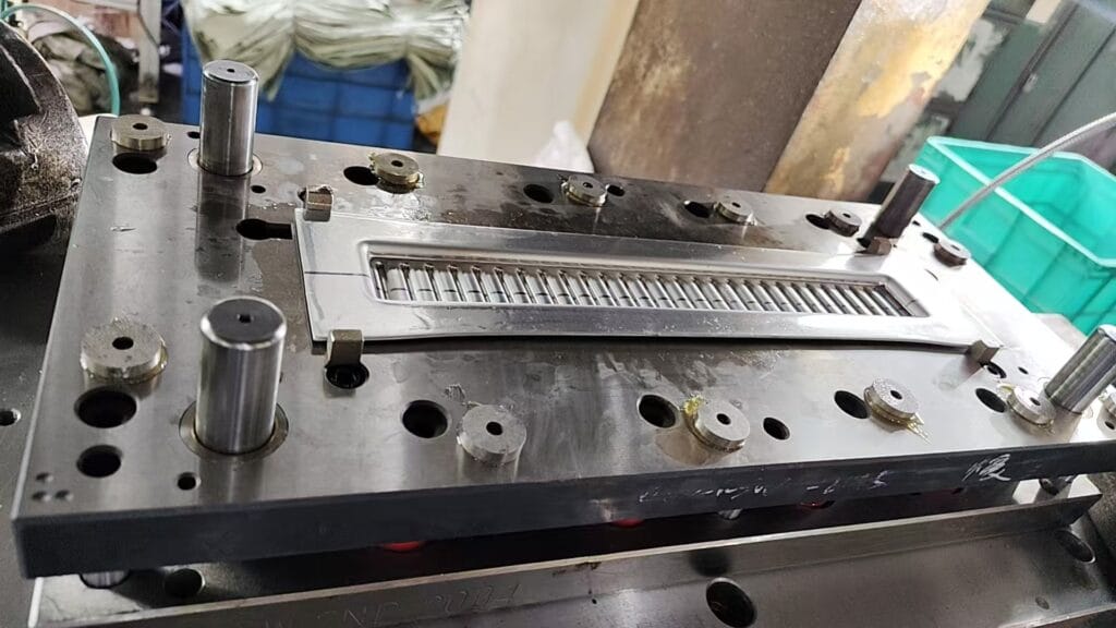 Radiator Header Plate Stamping Die