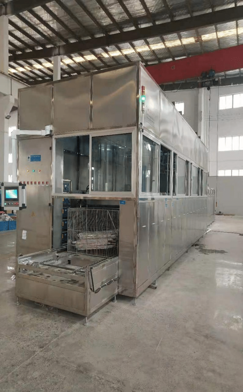 Industrial ultrasonic cleaner